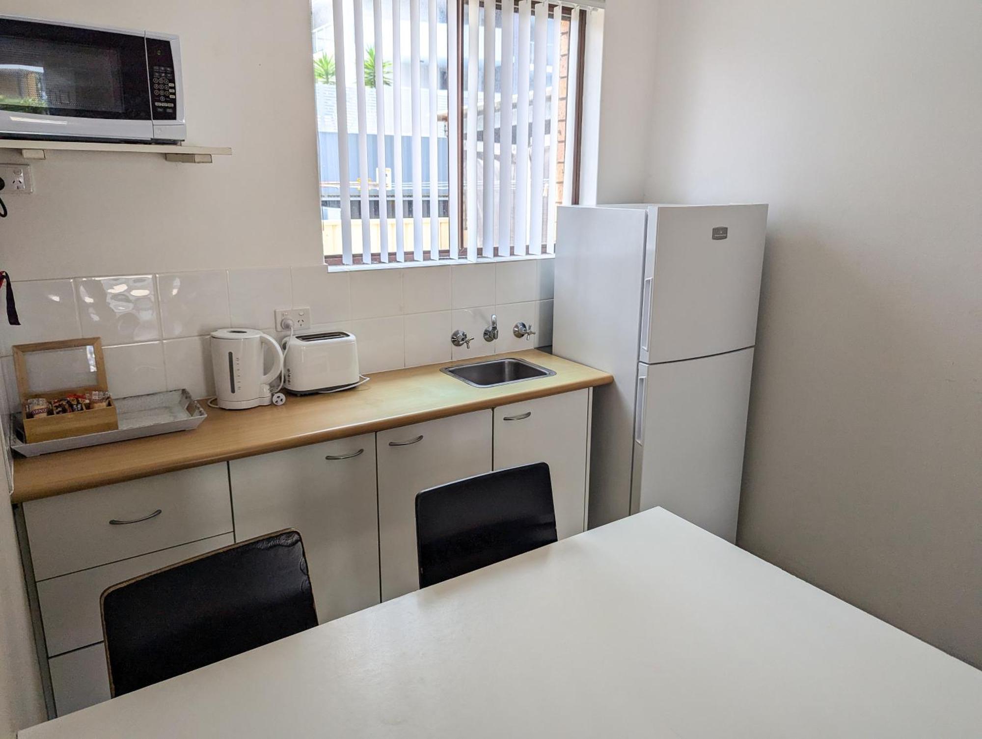 Bella Villa Motor Inn Форстер Екстер'єр фото